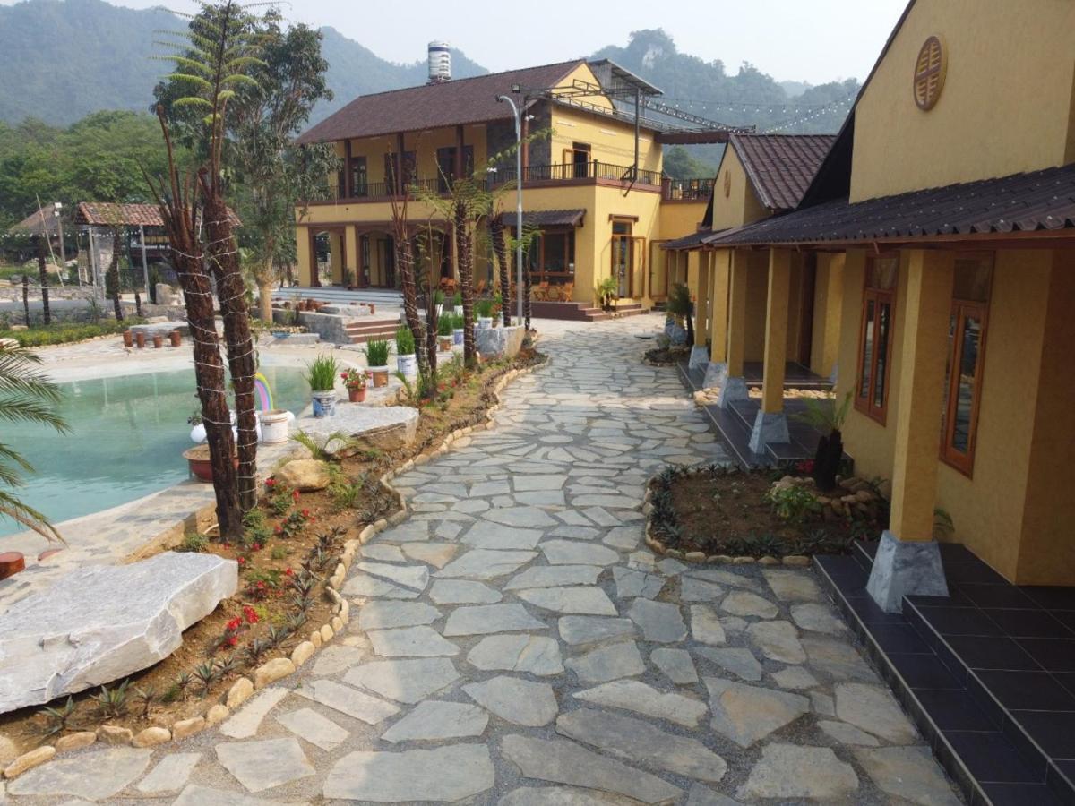 Sky Bay Lodge Ха Жианг Екстериор снимка