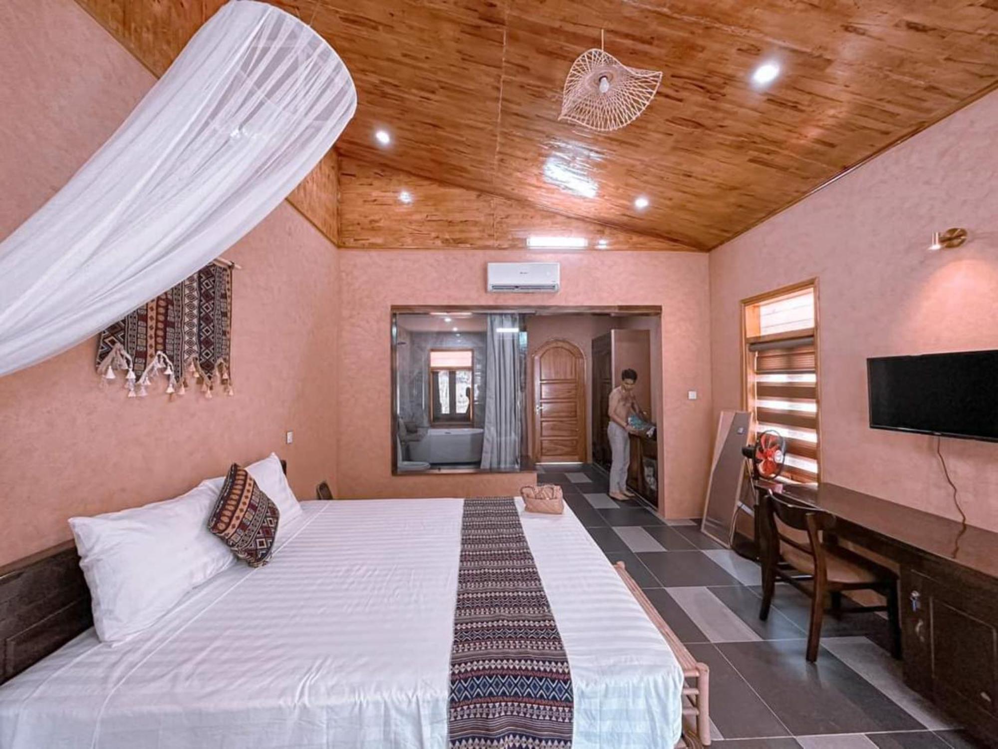 Sky Bay Lodge Ха Жианг Екстериор снимка
