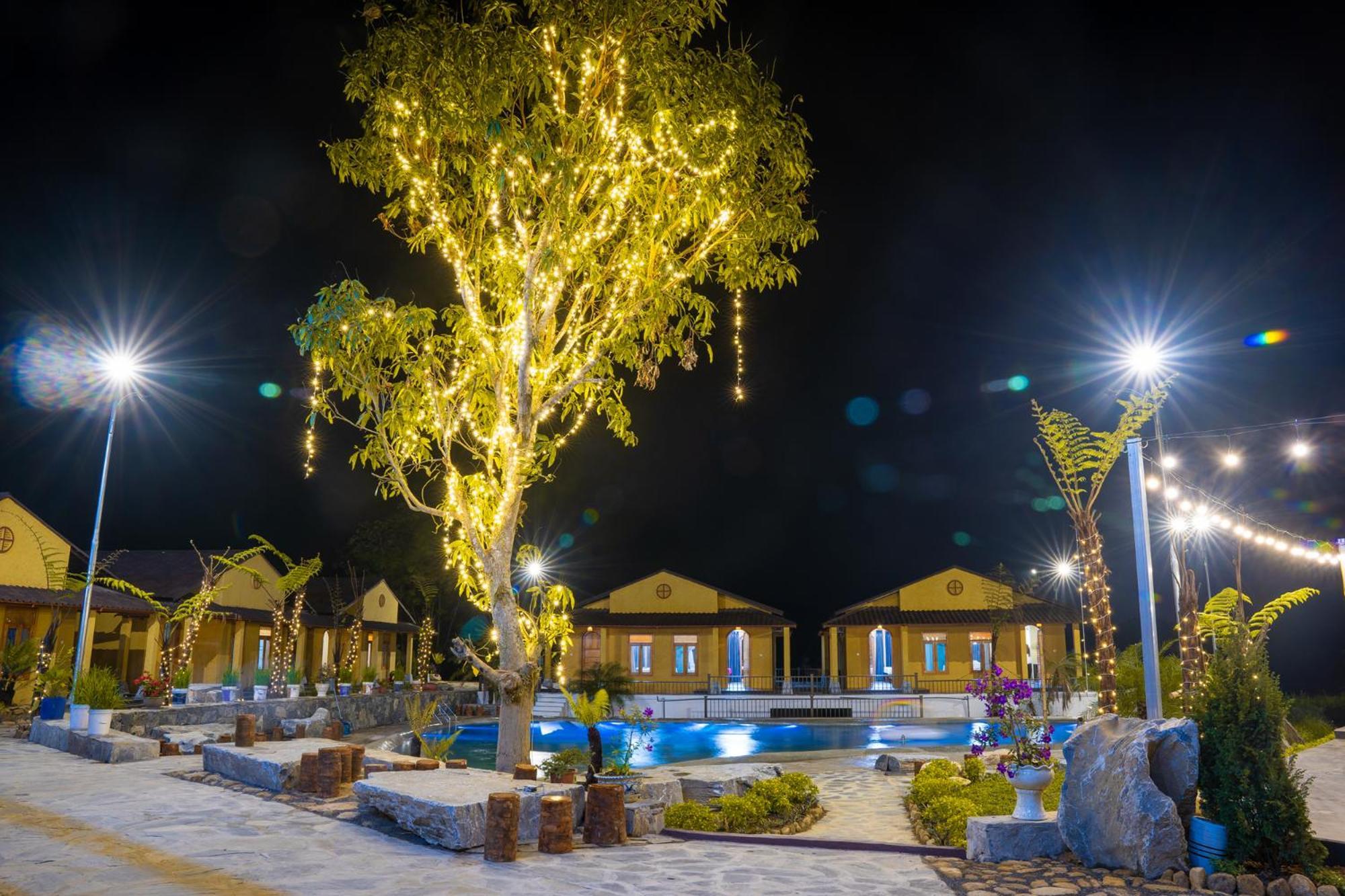 Sky Bay Lodge Ха Жианг Екстериор снимка