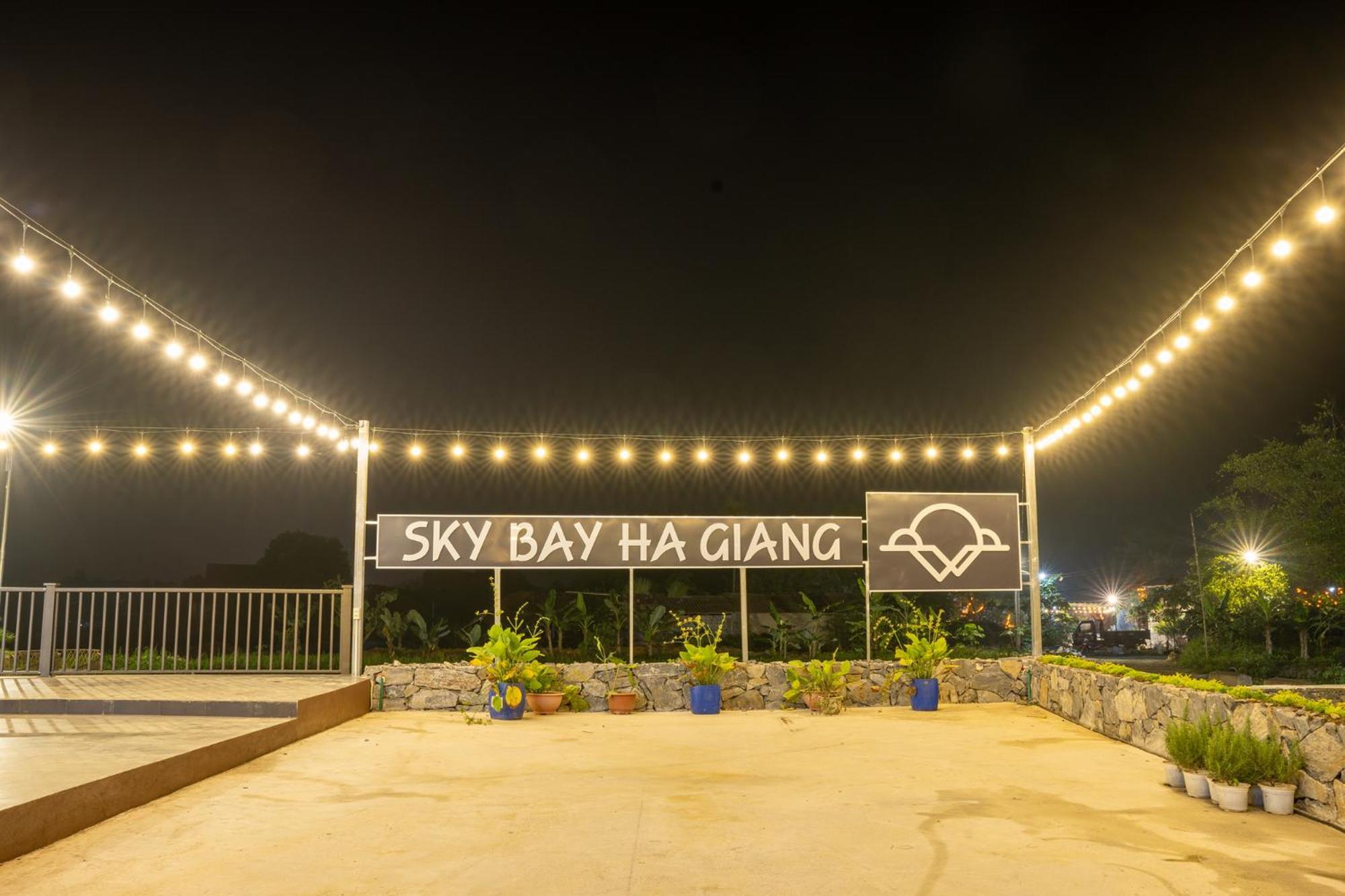 Sky Bay Lodge Ха Жианг Екстериор снимка