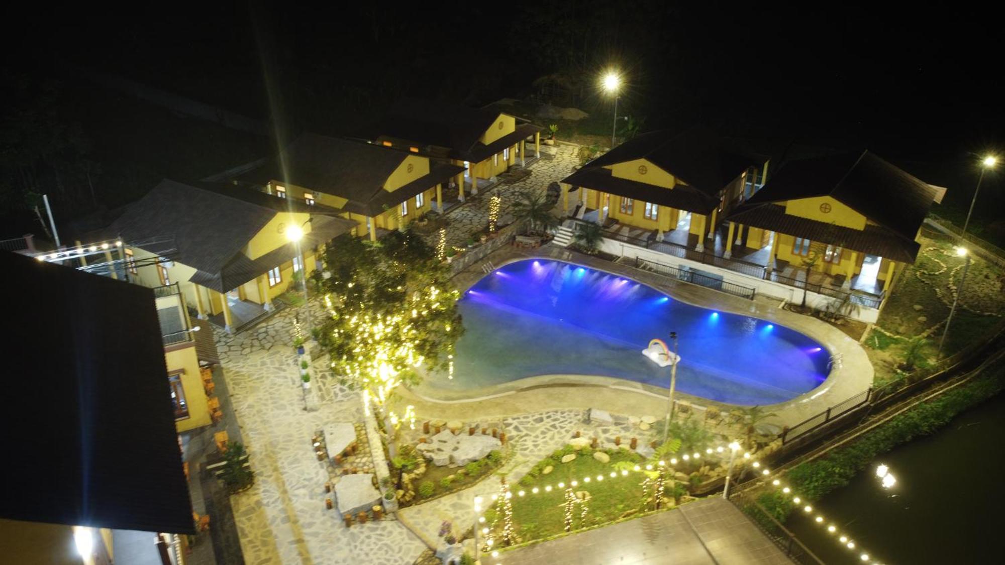 Sky Bay Lodge Ха Жианг Екстериор снимка